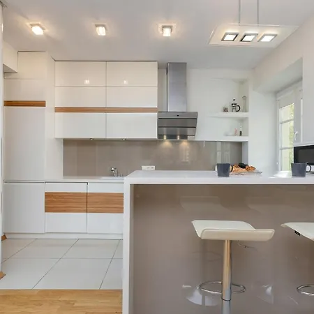 Apartmán Cosy With Parking In The Centre By Renters *