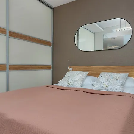 Cosy With Parking In The Centre By Renters